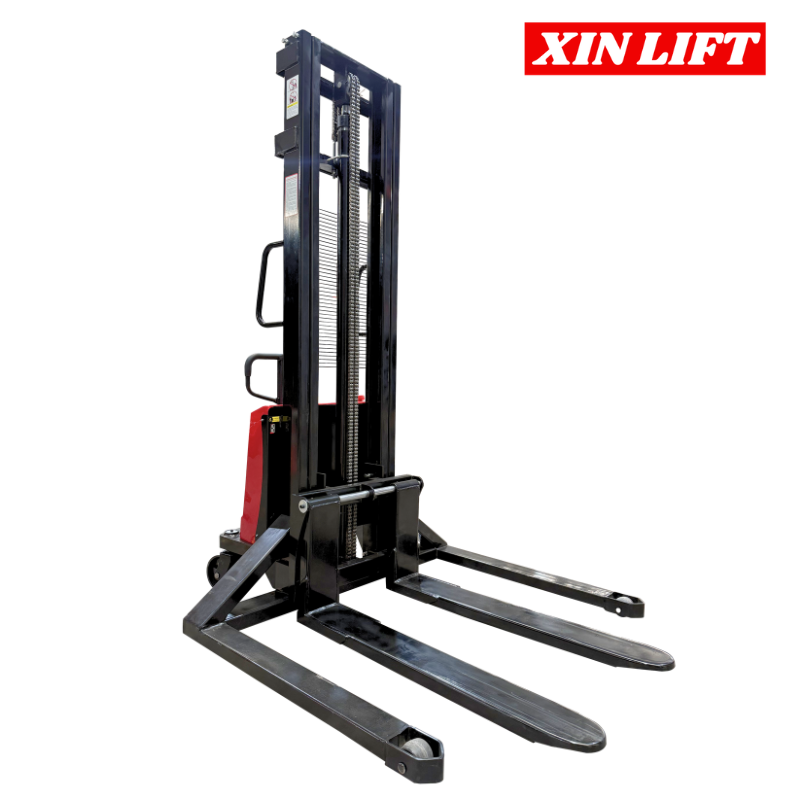 Apilador Semi Eléctrico Xin Lift  3.5 metros 1500 kilos / Base Ancha